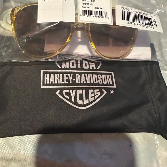 Beautiful women’s Harley Davidson sunglasses - Picture 4 of 10